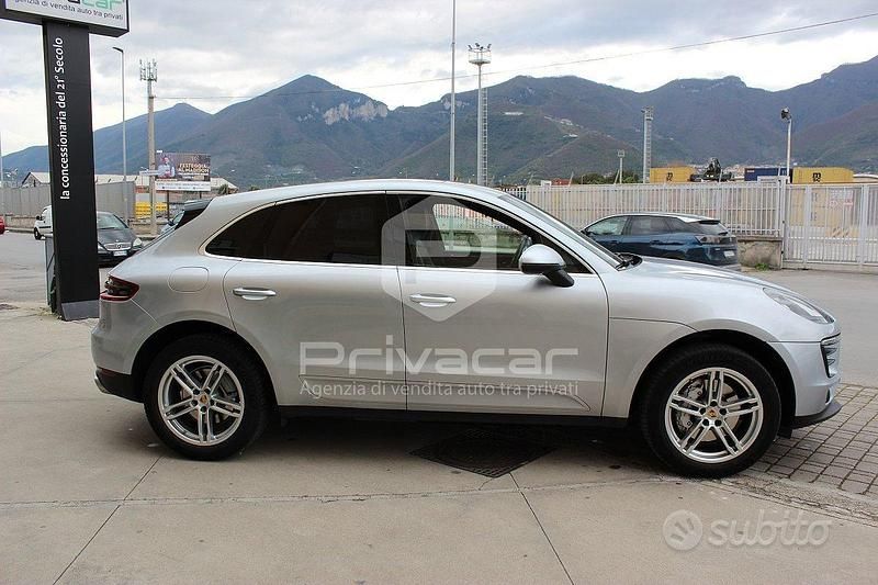 Gebraucht Porsche Macan 250 PS (183 kW) 2016 Grau SUV
