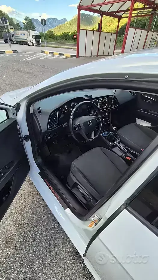 Usata Seat Leon 110 CV (80 kW) 2016 Bianco Berlina