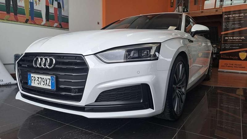 Usata Audi A5 S-line plus 190 CV (139 kW) 2018 Bianco ghiaccio metallic Coupé
