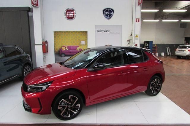Nuova Opel Corsa 101 CV (74 kW) 2025 Rosso Utilitaria