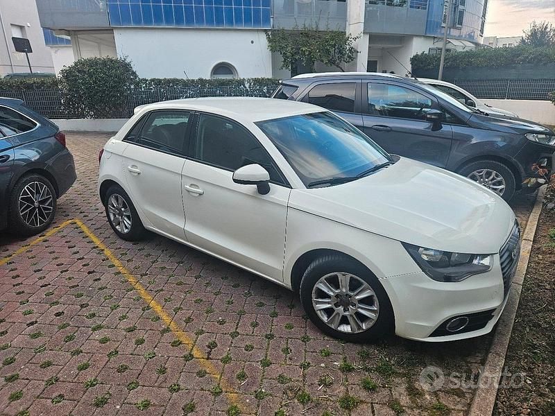 Usata Audi A1 Sportback 86 CV (63 kW) 2012 Bianco Utilitaria