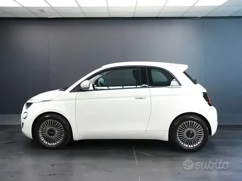 Nouvelle Fiat 500 65 ch (47 kW) 2026 Blanc Citadine