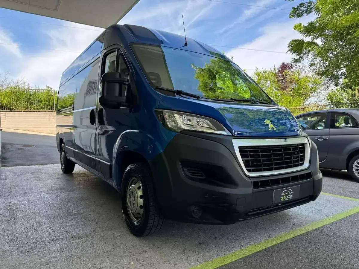 Usata Peugeot Boxer 131 CV (96 kW) 2018 Blu/azzurro Furgone