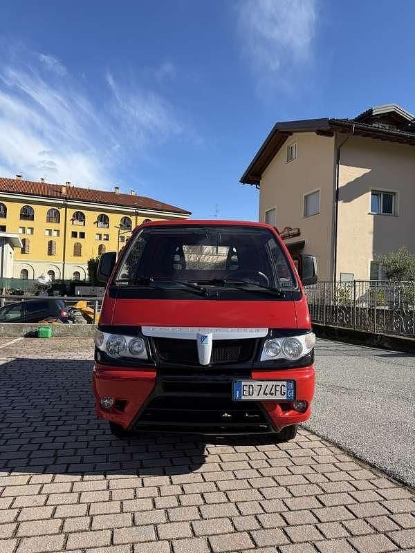 Usata Piaggio Porter 65 CV (47 kW) 2011 Rosso