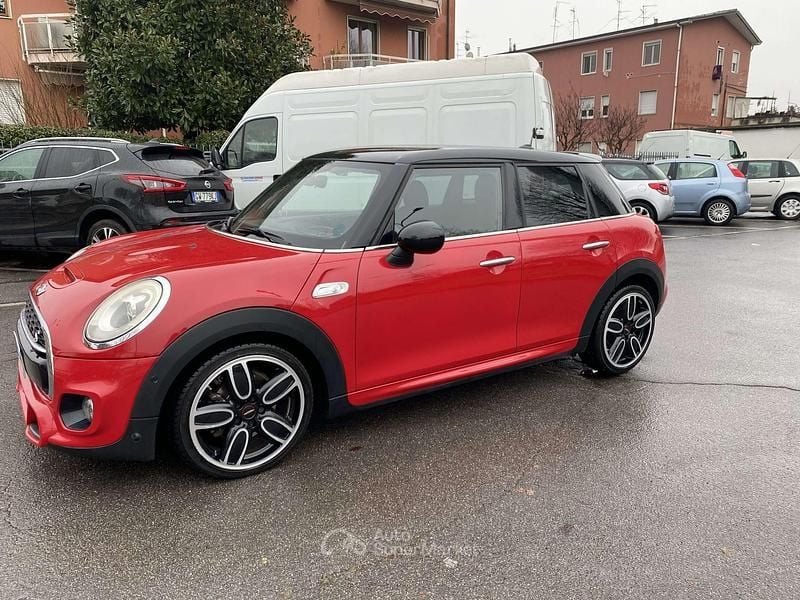 Rosso Usata 2016 Mini Cooper S Business Utilitaria | 11.500 € (Ottimo prezzo) - Immagine 1/4