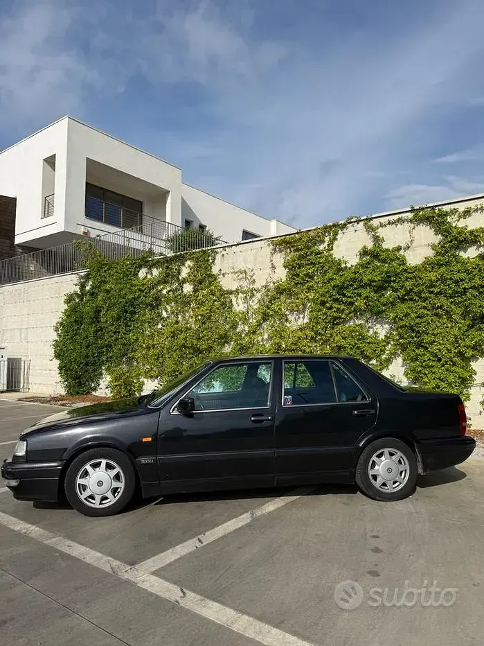 Usata Lancia Thema 171 CV (125 kW) 1994 Nero Berlina