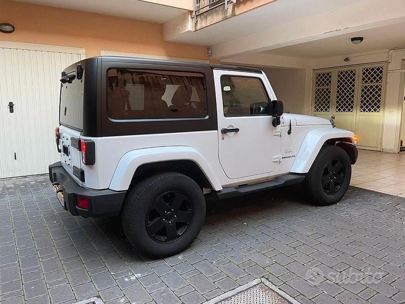Usata Jeep Wrangler Sahara 2012 Bianco SUV