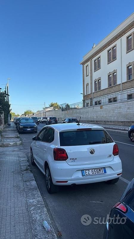Usata VW Polo 90 CV (66 kW) 2015 Bianco Berlina