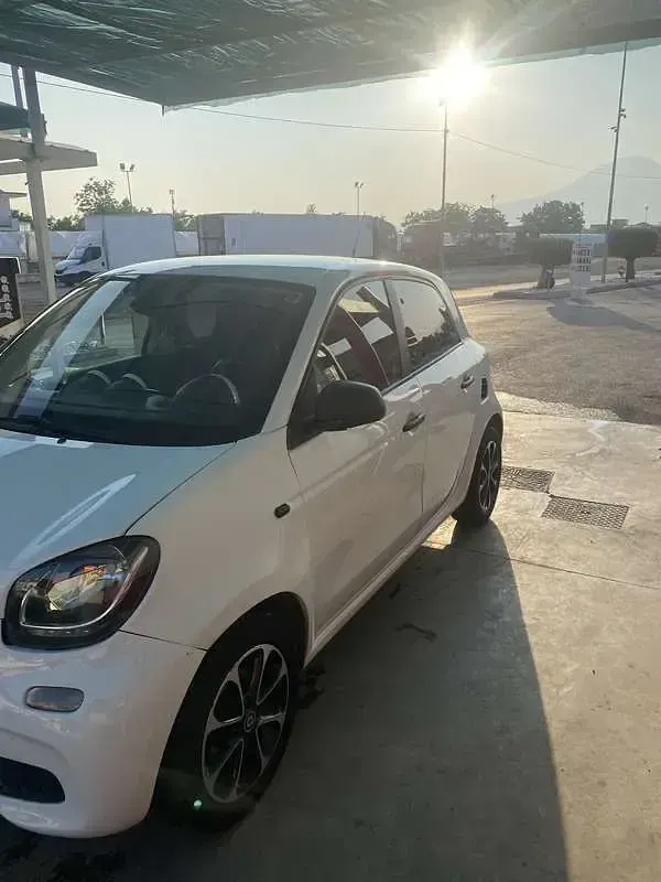 Usata Smart ForFour 71 CV (52 kW) 2016 Utilitaria