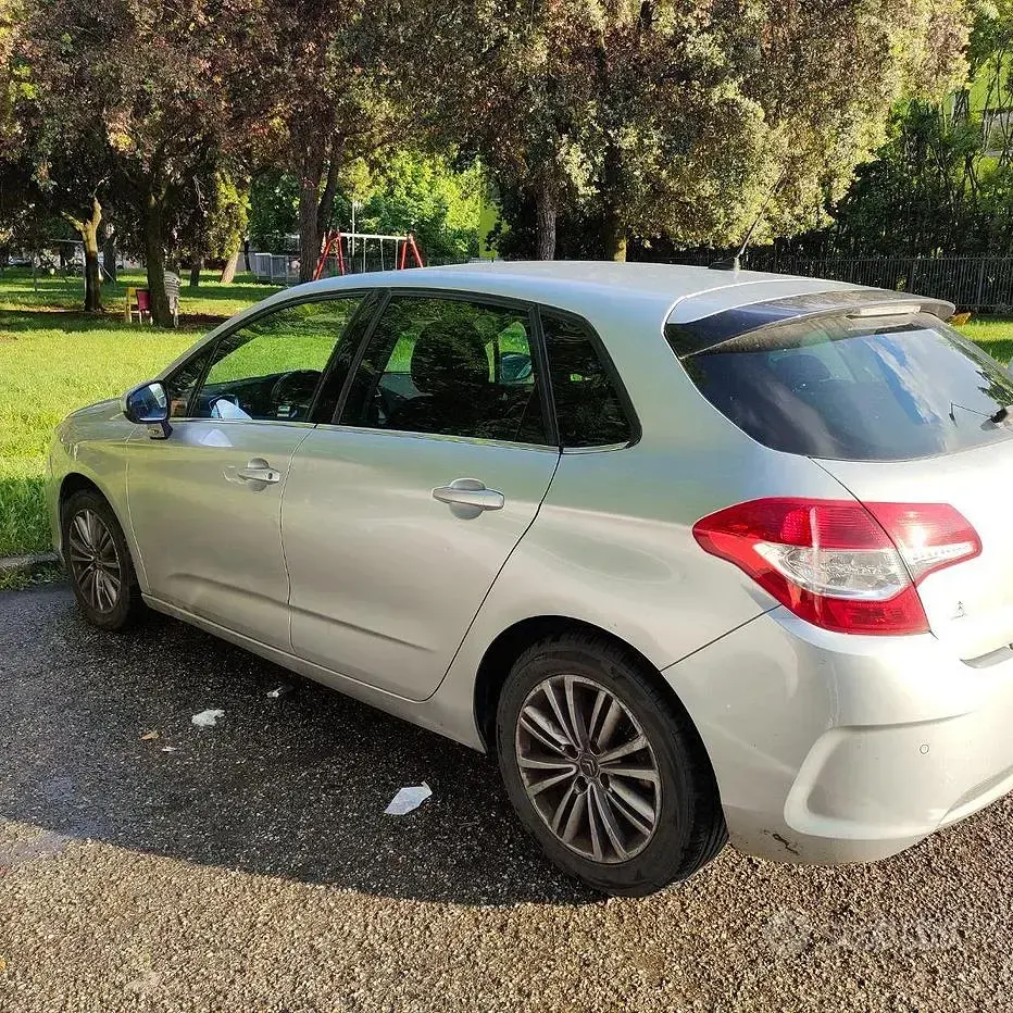 Usata Citroën C4 79 CV (58 kW) 2010 Grigio Berlina