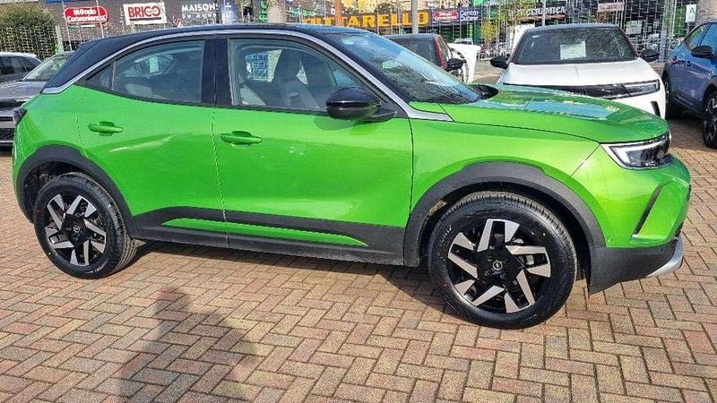 Usata Opel Mokka Elegance 101 CV (74 kW) 2023 Verde SUV