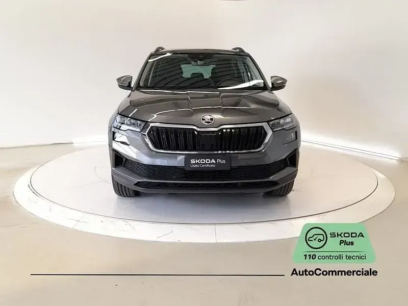 Usata Skoda Karoq Executive 116 CV (85 kW) 2023 Grigio scuro SUV