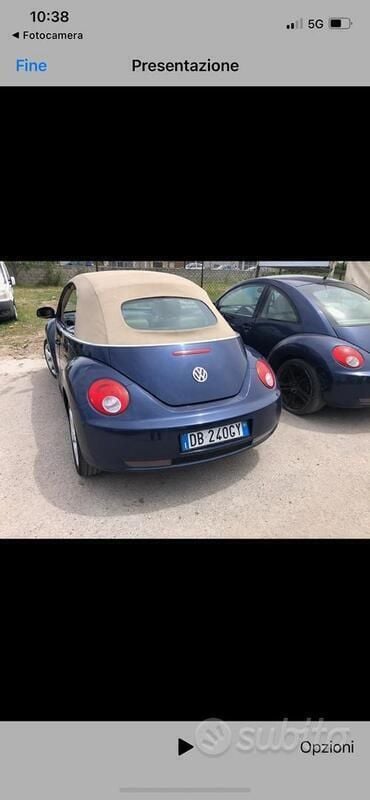 Usata VW Beetle Cabriolet 101 CV (74 kW) 2006 Blu Cabrio
