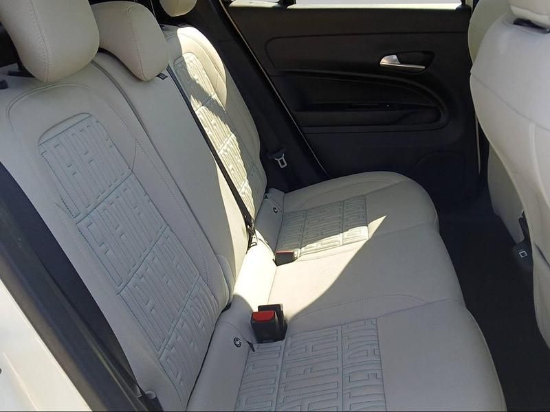 Usata Fiat 600 La Prima 110 CV (80 kW) 2025 Bianco SUV