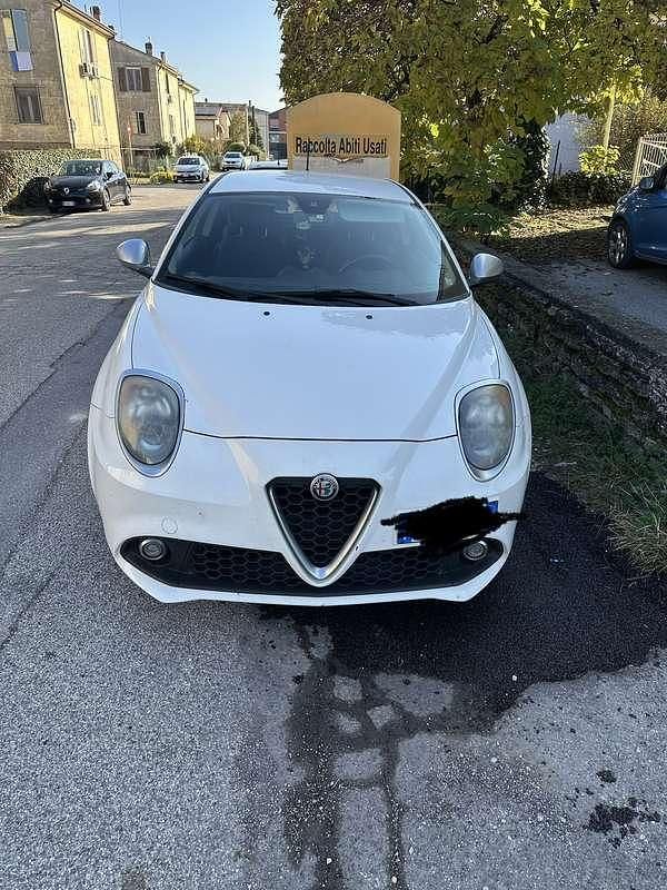 Usata Alfa Romeo MiTo Turismo 79 CV (58 kW) 2017 Utilitaria