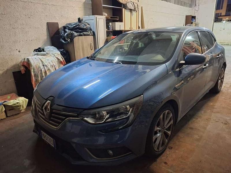 Usata Renault Mégane IV Intens 110 CV (80 kW) 2018 Berlina