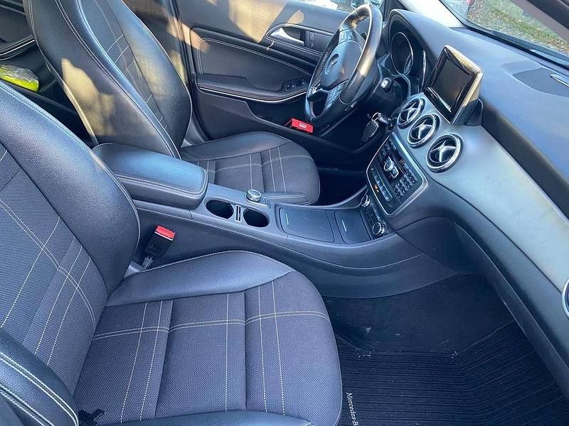 Usata Mercedes GLA220 177 CV (130 kW) 2017 SUV