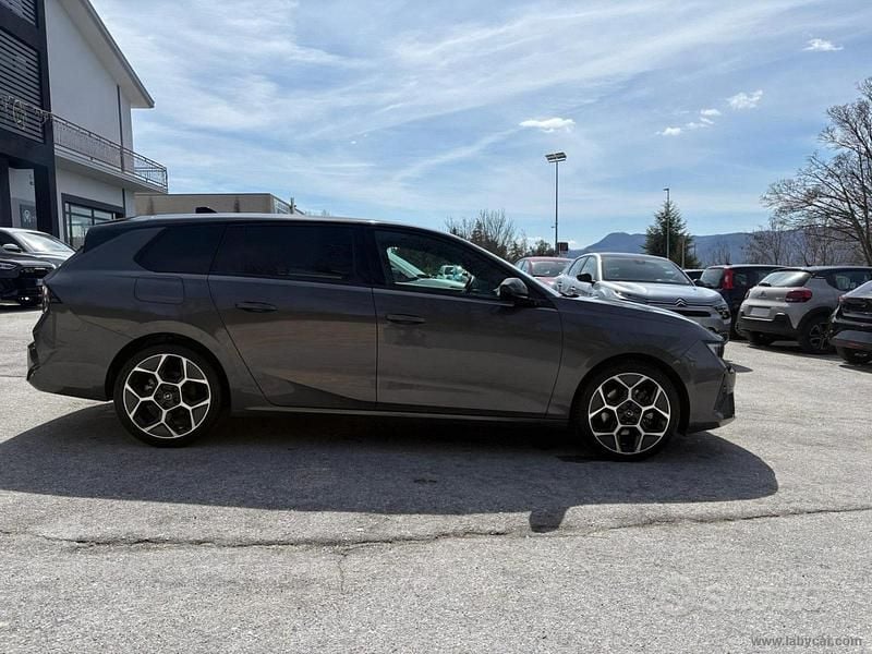 Usata Opel Astra 131 CV (96 kW) 2025 Grigio Station wagon