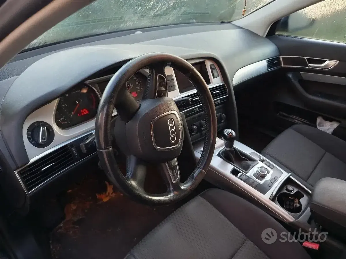 Usata Audi A6 136 CV (100 kW) 2009 Blu Station wagon