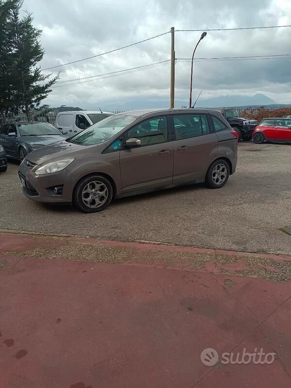 Usata Ford C-MAX 115 CV (84 kW) 2012 Marrone Monovolume