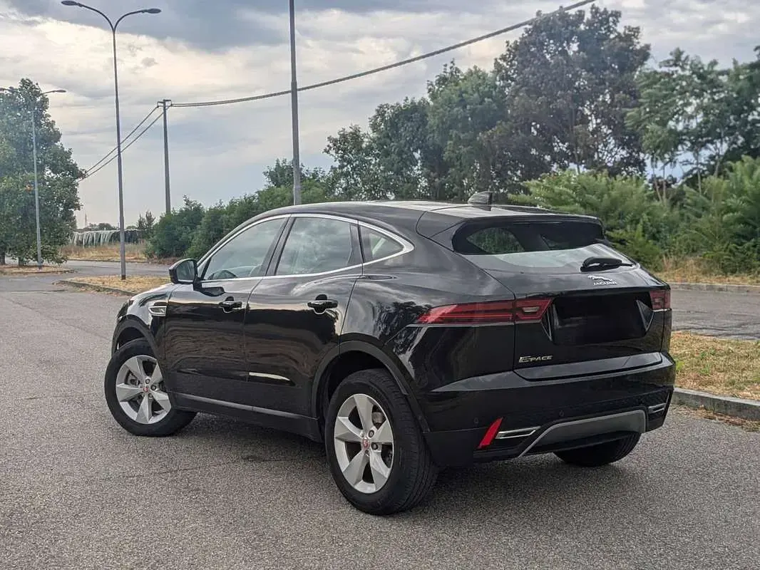 Usata Jaguar E-Pace R-Dynamic 163 CV (119 kW) 2021 Nero SUV