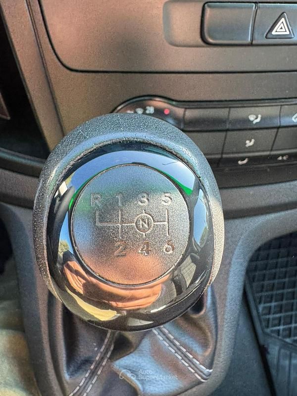 Usata Mercedes Vito Business 114 CV (83 kW) 2018 Bianco Furgone