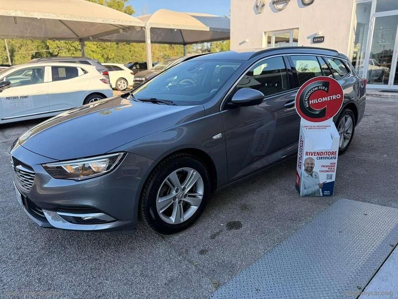 Usata Opel Insignia Innovation 170 CV (125 kW) 2018 Grigio Station wagon
