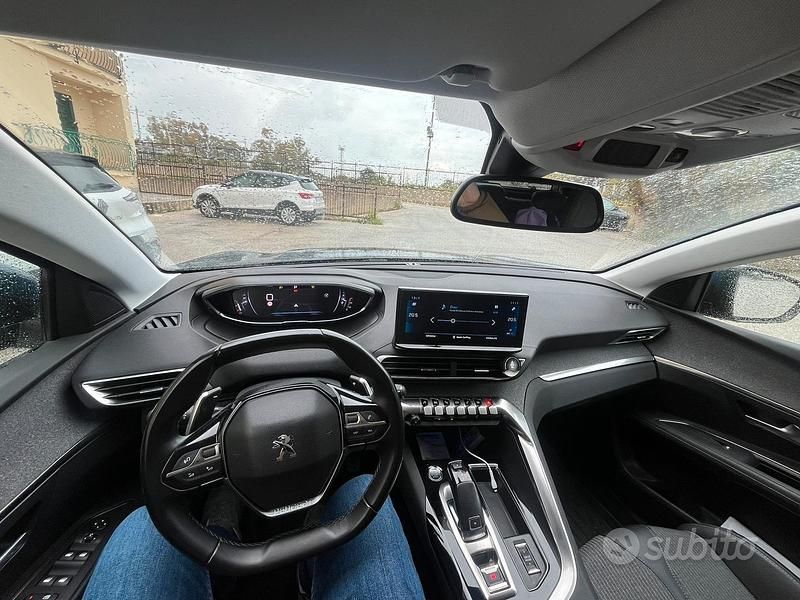 Usata Peugeot 3008 Allure 130 CV (95 kW) 2021 Blu SUV