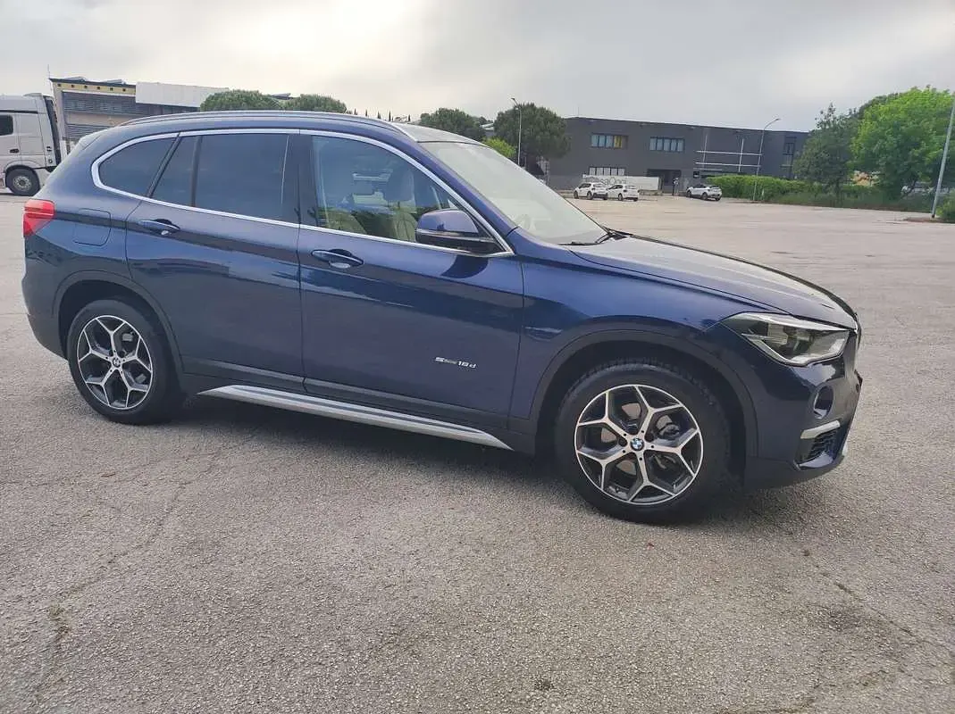 Usata BMW X1 150 CV (110 kW) 2015 Blu SUV