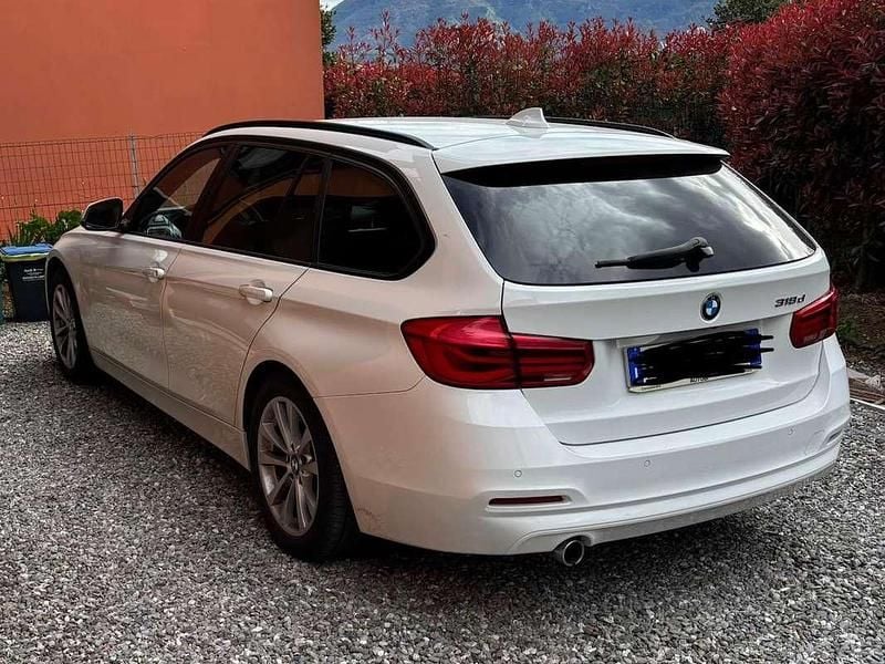 Usata BMW 318 Efficient Dynamics 150 CV (110 kW) 2019 Bianco Station wagon