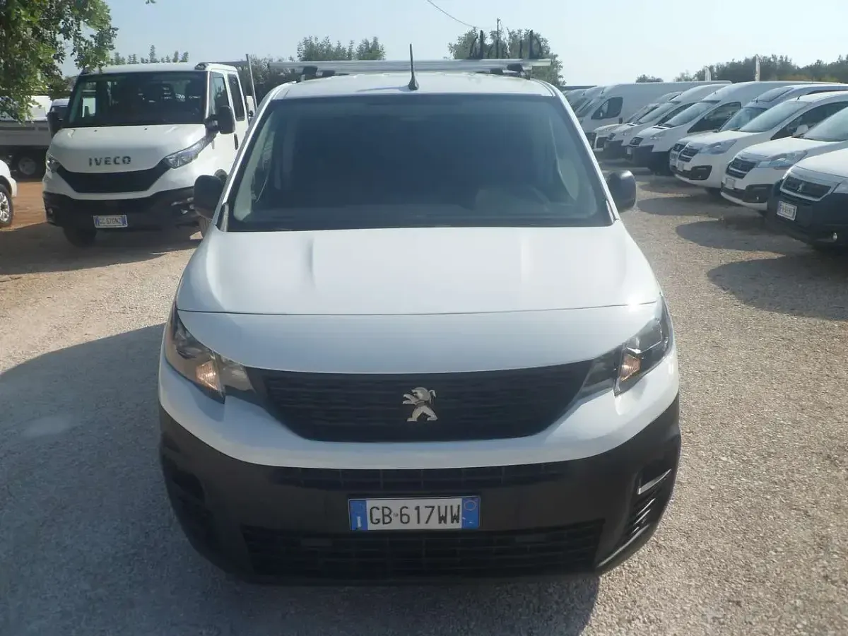 Usata Peugeot Partner 101 CV (74 kW) 2021 Bianco Monovolume