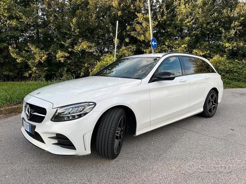 Bianco Usata 2020 Mercedes C200 AMG line Tre volumi | 21.500 € (Super prezzo) - Immagine 1/4