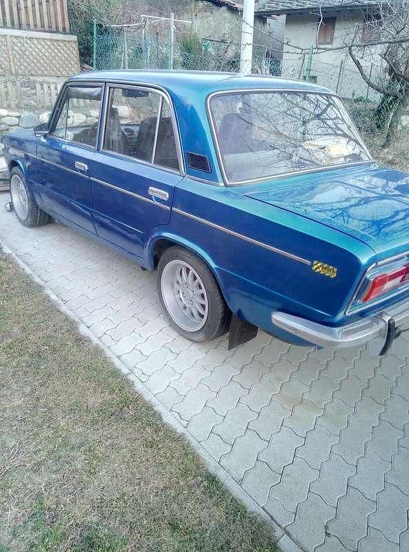 Usata Lada 2106 54 CV (39 kW) 1985 Blu/azzurro Berlina