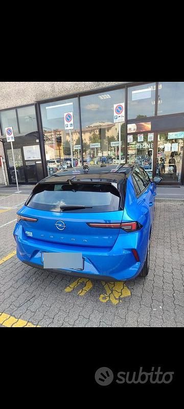Usata Opel Astra 110 CV (80 kW) 2022 Blu Berlina
