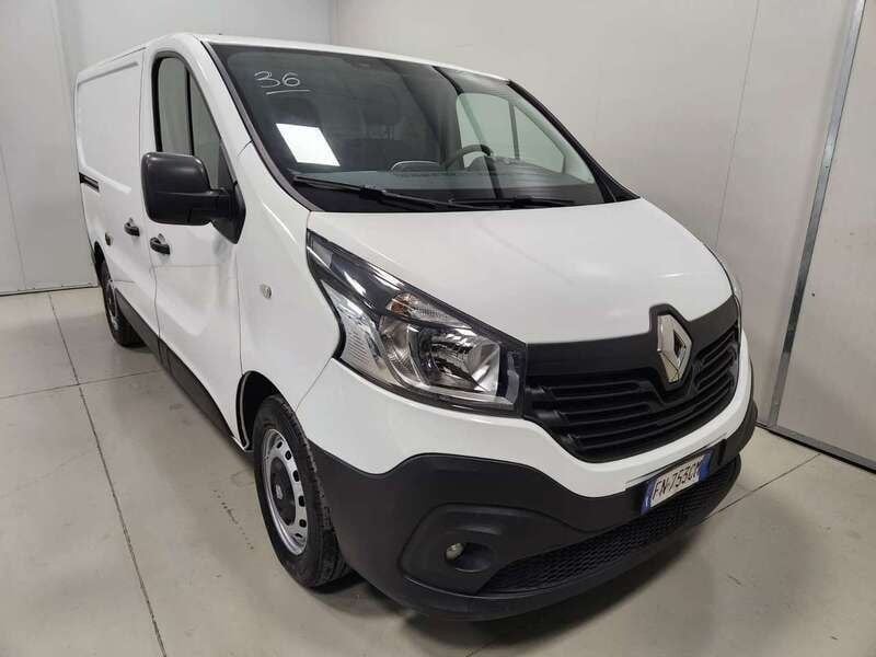 Usata Renault Trafic SE 125 CV (91 kW) 2018 Bianco Monovolume