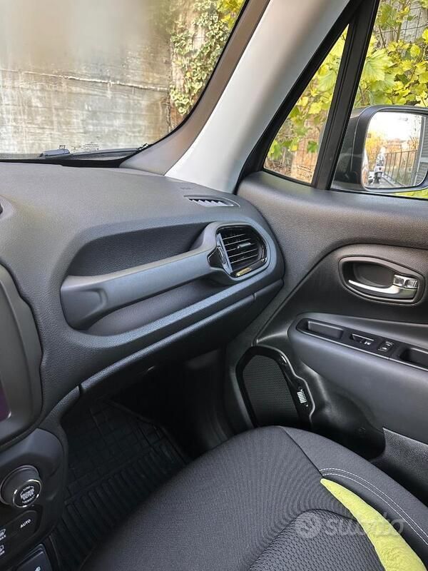 Usata Jeep Renegade 120 CV (88 kW) 2021 Grigio SUV
