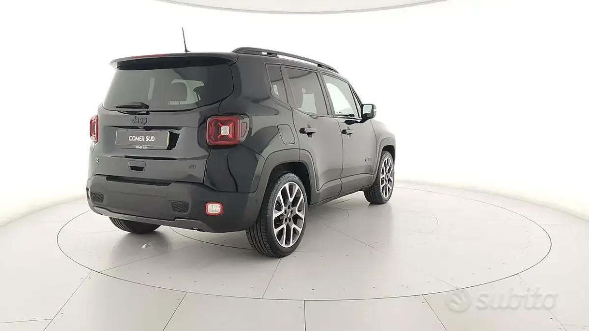 Usata Jeep Renegade Limited 131 CV (96 kW) 2022 Nero SUV