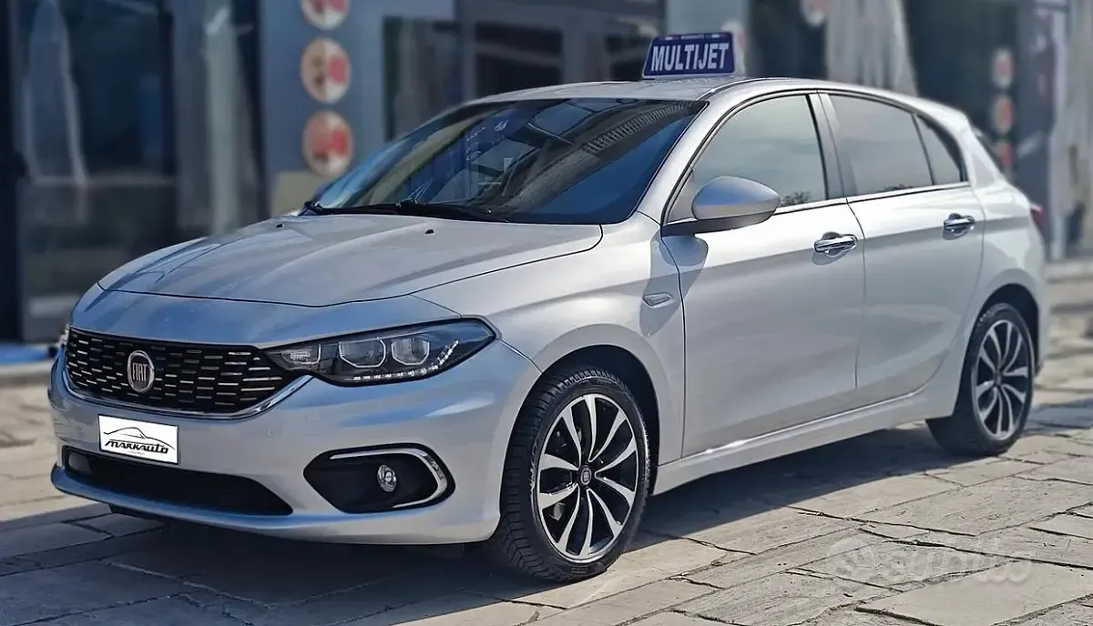 Usata Fiat Tipo Lounge 120 CV (88 kW) 2020 Grigio Berlina
