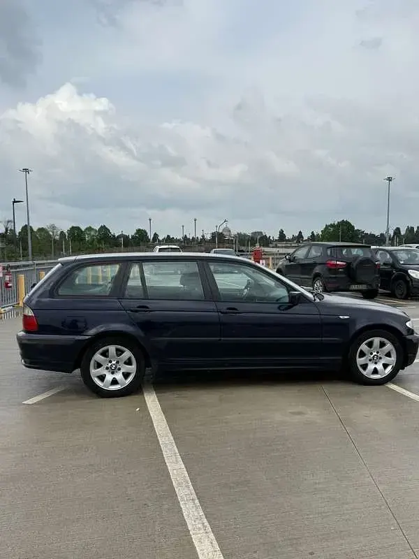 Usata BMW 320 150 CV (110 kW) 2005 Station wagon