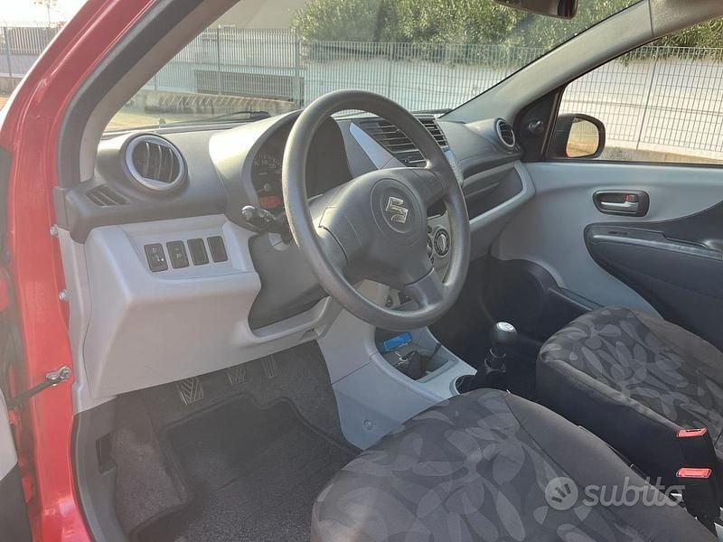 Usata Suzuki Alto GL 67 CV (49 kW) 2010 Rosso Utilitaria