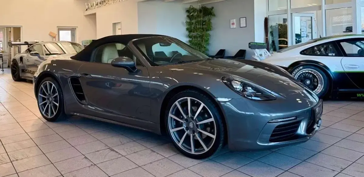 Usata Porsche 718 299 CV (219 kW) 2021 Grigio Cabrio