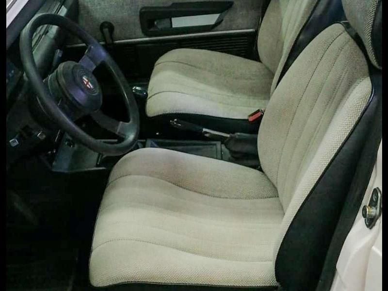 Usata Alfa Romeo Giulietta 109 CV (80 kW) 1982 Utilitaria