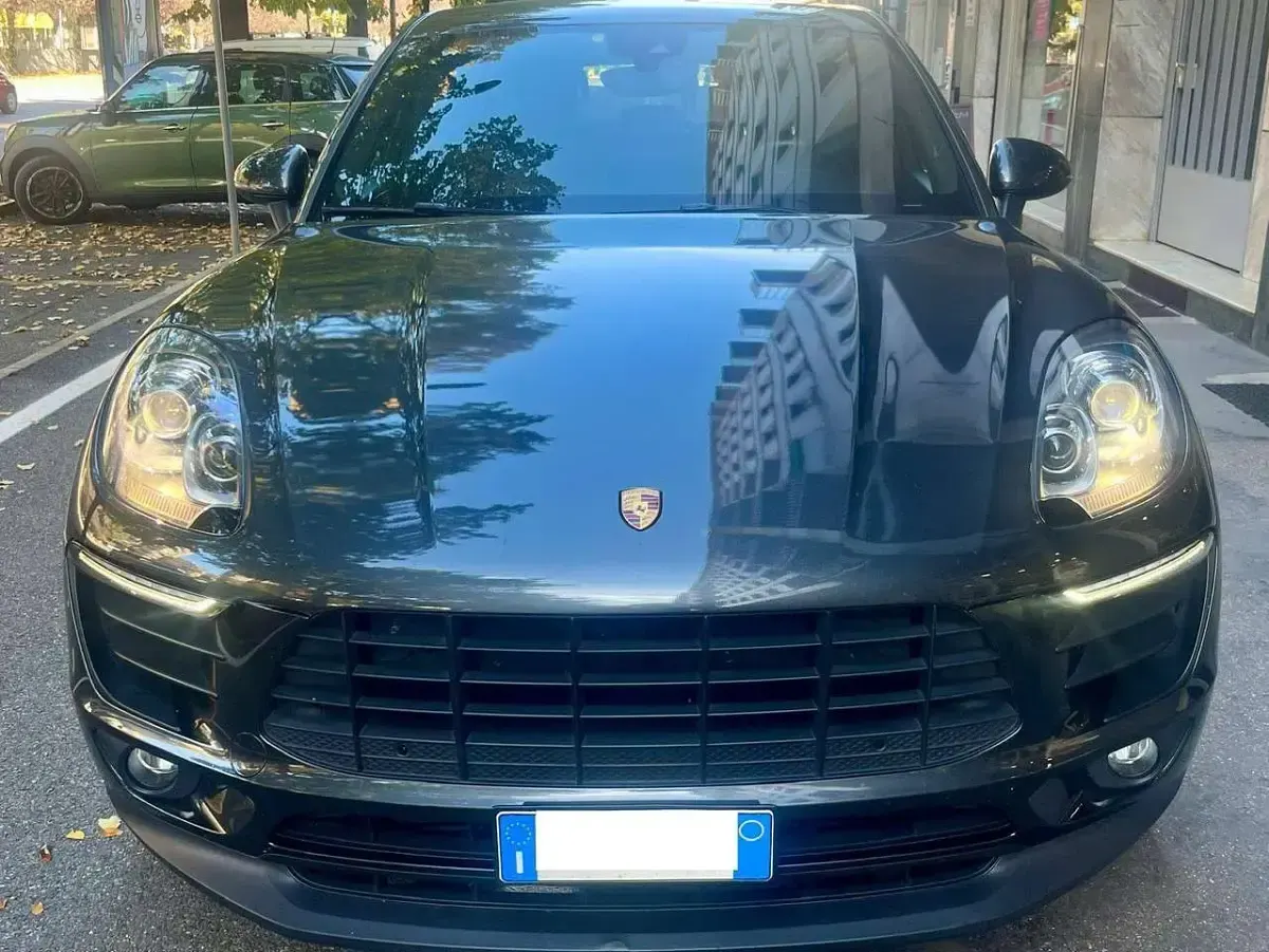 Usata Porsche Macan 252 CV (185 kW) 2018 Grigio SUV