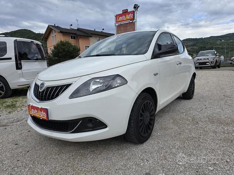 Usata Lancia Ypsilon S 69 CV (50 kW) 2022 Beige Utilitaria
