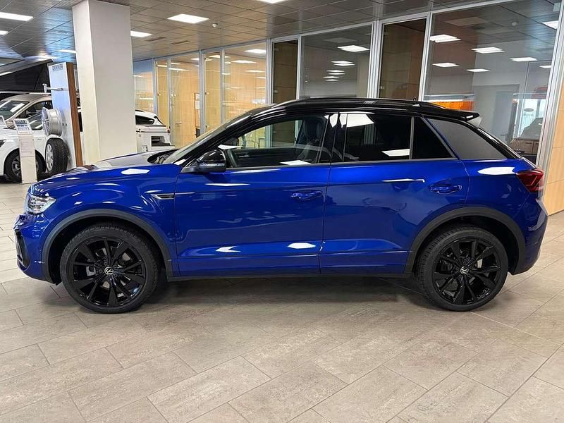 Usata VW T-Roc R-line Plus 150 CV (110 kW) 2025 Lapiz blue / tetto nero SUV