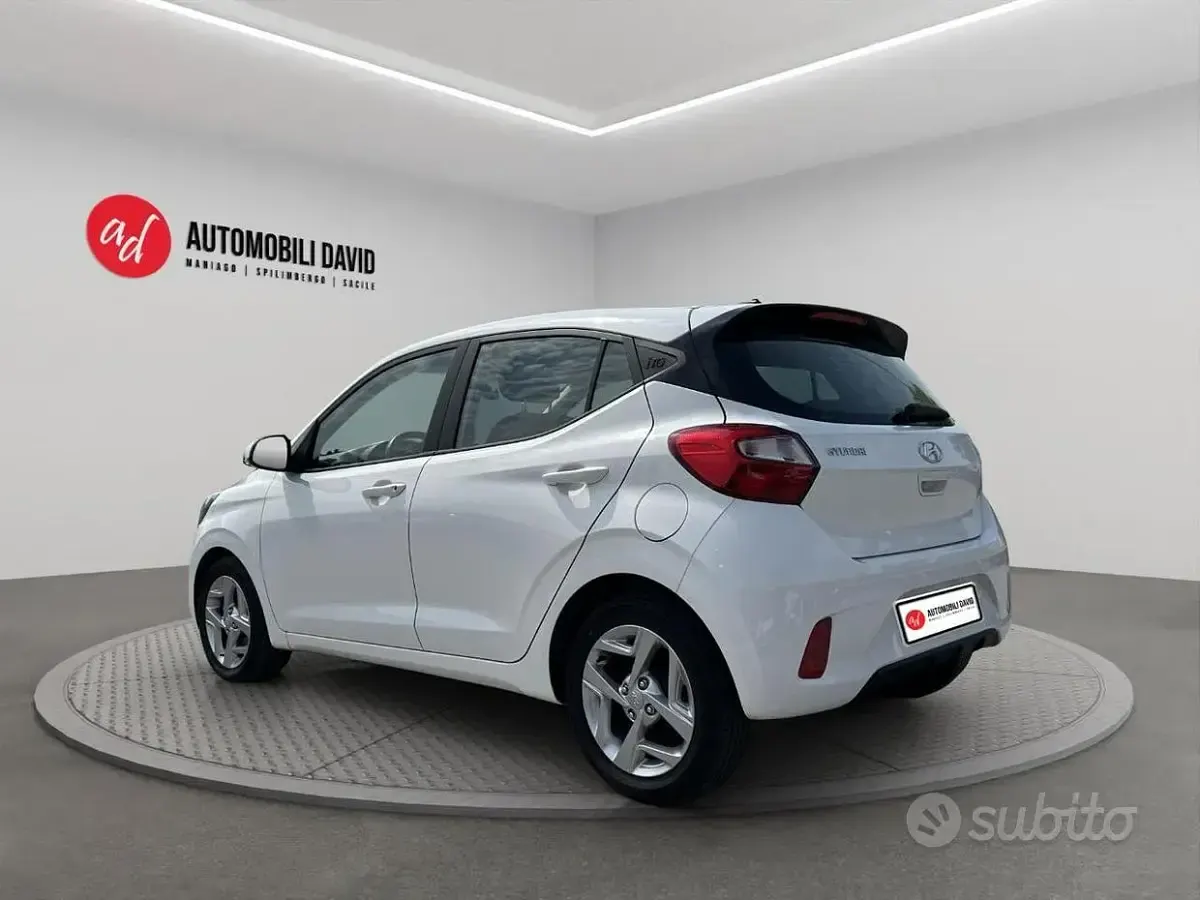 Usata Hyundai i10 Prime 67 CV (49 kW) 2022 Bianco Utilitaria