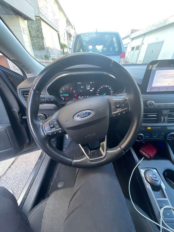 Usato 2019 Ford Focus 1.0 Benzin 125 CV (13.000 €)