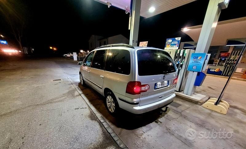 Usata VW Sharan 150 CV (110 kW) 2005 Grigio Monovolume