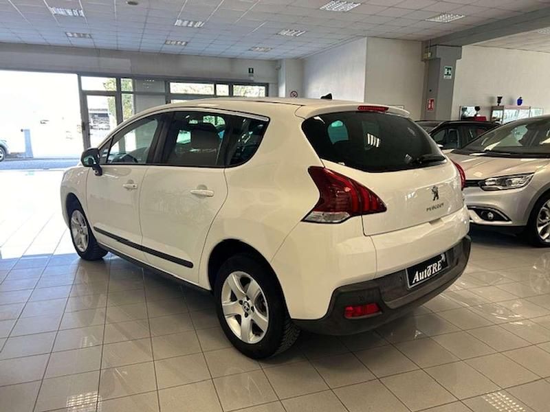 Usata Peugeot 3008 Business-Line 114 CV (83 kW) 2014 Bianco Station wagon