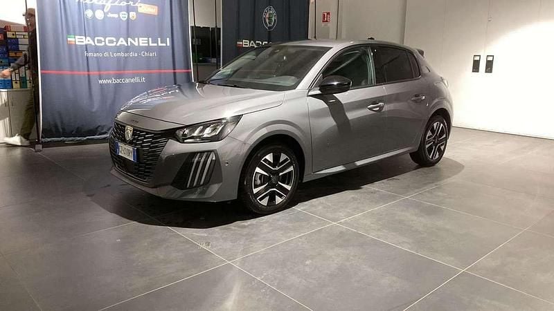 Usata Peugeot 208 Allure 102 CV (75 kW) 2025 Grigio Utilitaria